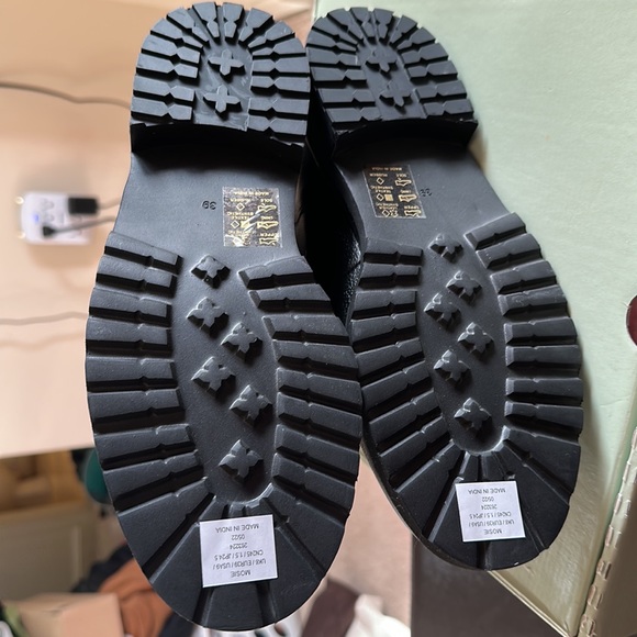 Ted Baker London Boots size 39 (women’s size 9) - Picture 3 of 5